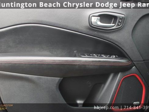 Used 2019 Jeep Compass Sport image 10