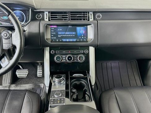 Used 2017 Land Rover Range Rover Long Wheelbase Supercharged image 12