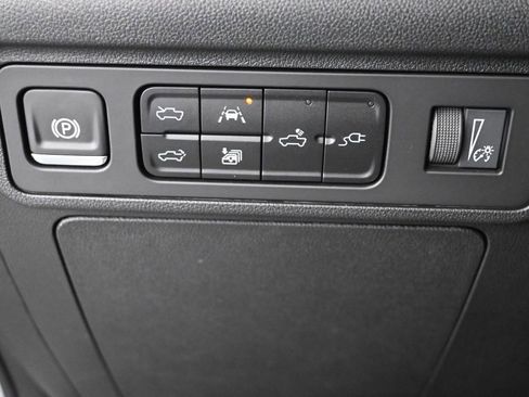 New 2025 GMC Hummer EV 2X image 38