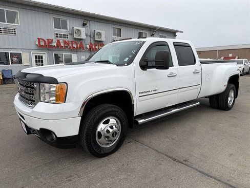 Used 2013 GMC Sierra 3500 Denali AWD/4WD image 2