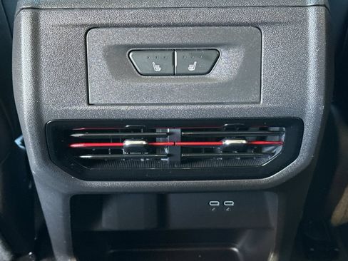 Used 2025 Chevrolet Silverado EV RST AWD/4WD image 19