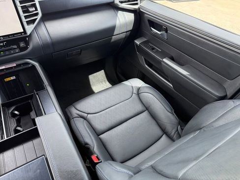 Used 2024 Toyota Tundra Platinum image 25