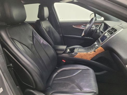 Used 2020 Lincoln Nautilus Reserve FWD image 21