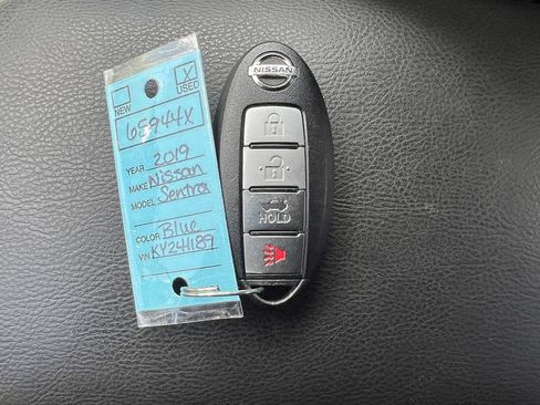 Used 2019 Nissan Sentra SR FWD image 32