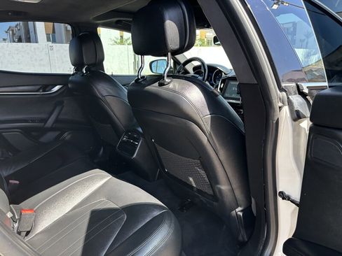 Used 2018 Maserati Ghibli S Q4 image 35