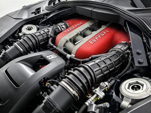 Used 2026 Ferrari Purosangue AWD/4WD image 20