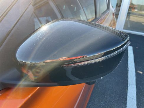 Used 2024 Nissan Kicks SR image 6