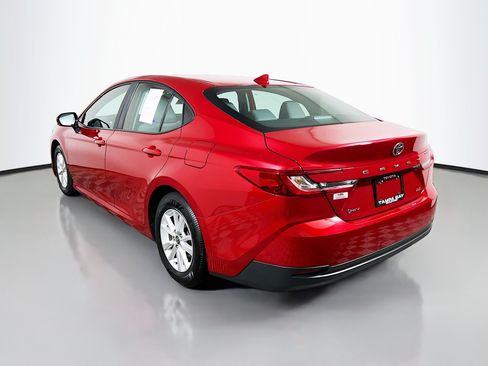Used 2025 Toyota Camry LE FWD image 8