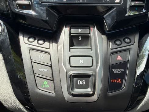 Used 2023 Honda Odyssey Elite image 19