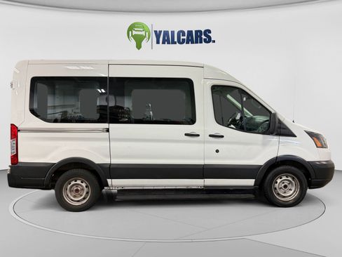 Used 2016 Ford Transit 150 XL RWD image 6