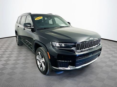Used 2025 Jeep Grand Cherokee L Limited AWD/4WD image 2