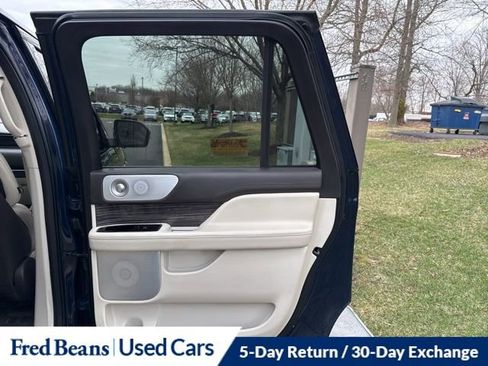 Used 2019 Lincoln Navigator L Black Label w/ Cargo Package image 15