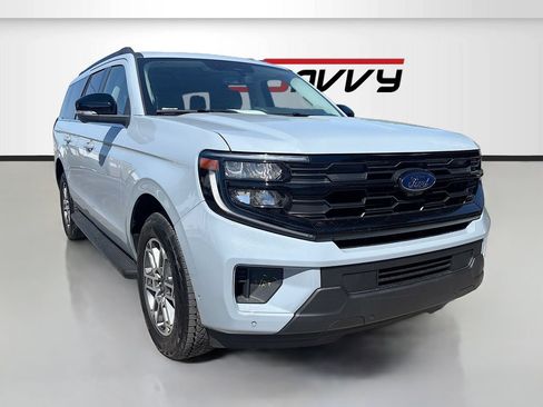 Used 2025 Ford Expedition Max Active AWD/4WD image 1