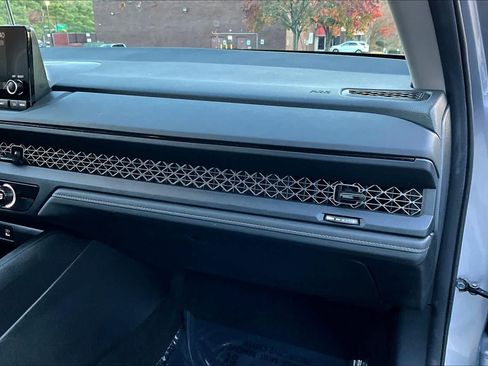 Used 2024 Honda Accord LX image 19