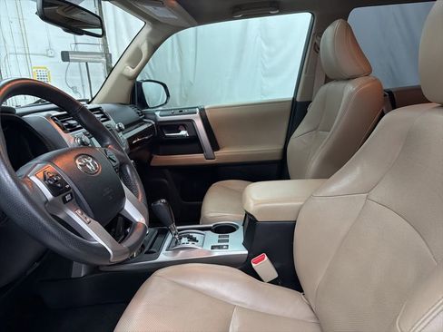 Used 2015 Toyota 4Runner Limited AWD/4WD image 15