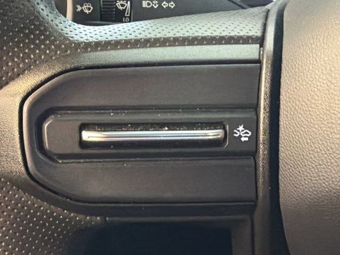 Used 2024 Chevrolet Colorado W/T image 35