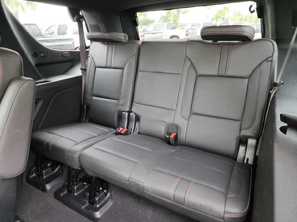 Used 2023 Chevrolet Tahoe RST w/ Luxury Package AWD/4WD image 16