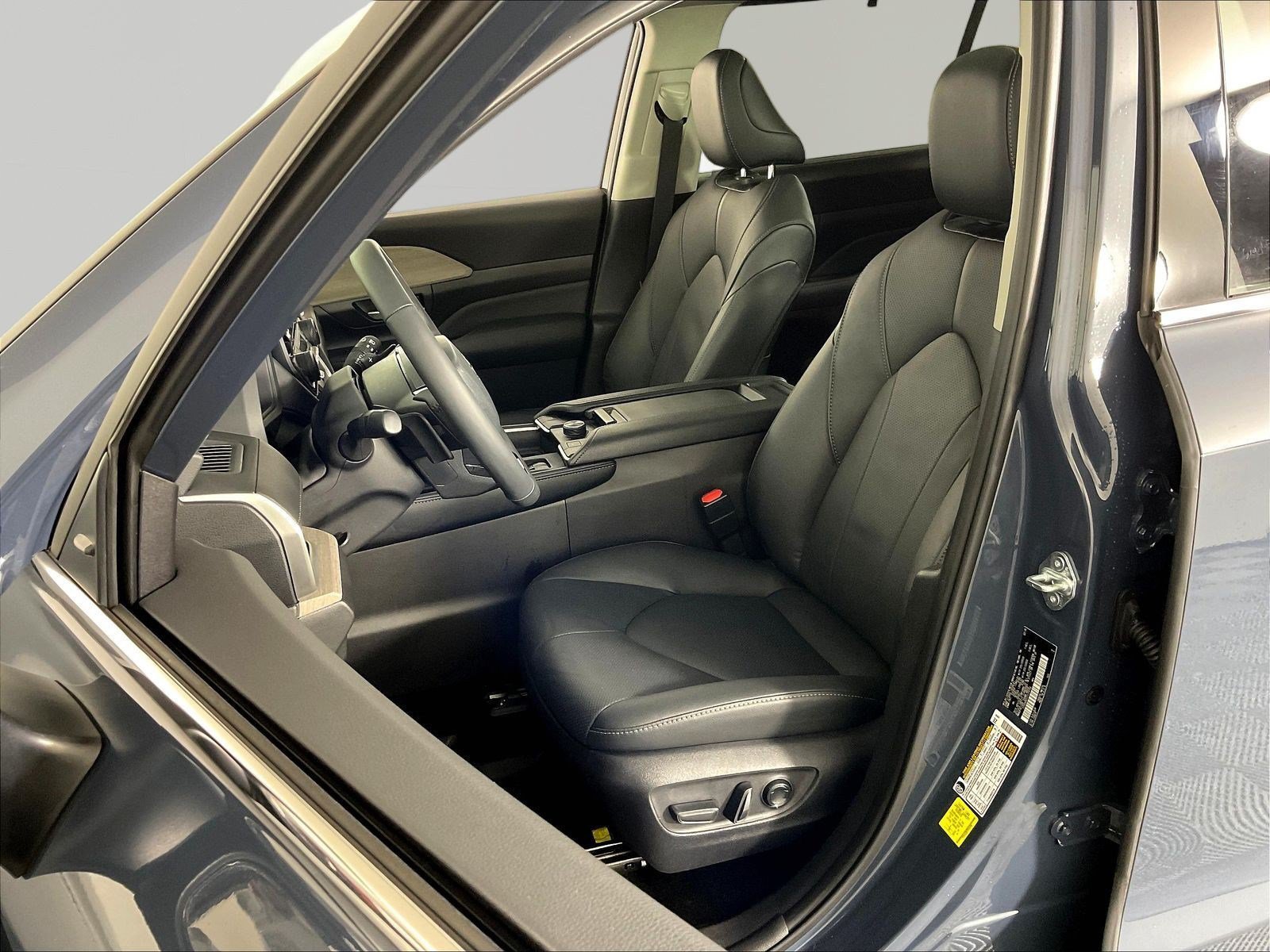 Used 2026 Toyota Grand Highlander AWD image 21