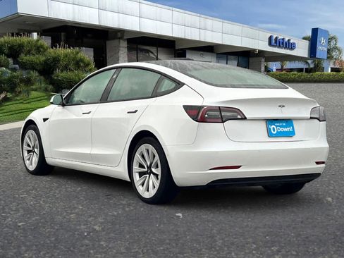 Used 2021 Tesla Model 3 Standard Range Plus image 6