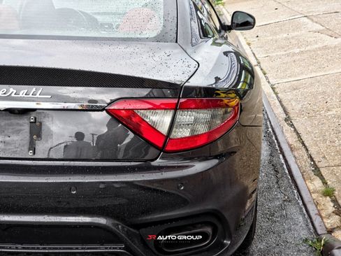 Used 2018 Maserati GranTurismo Sport RWD image 20