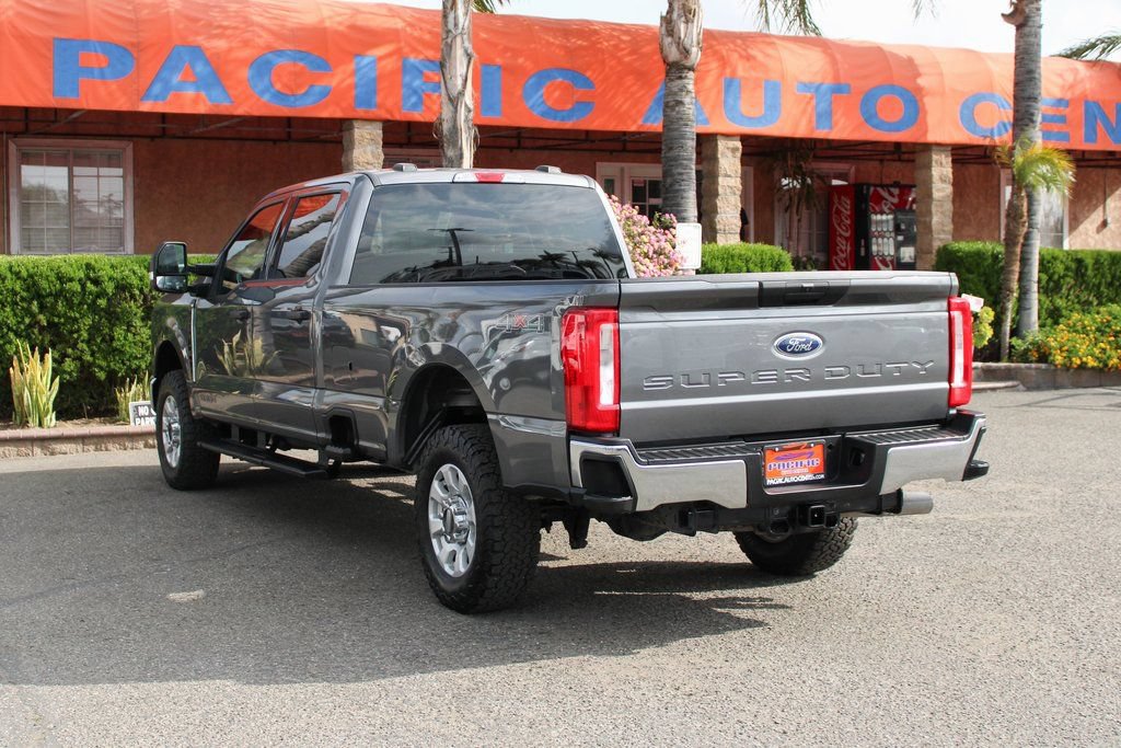 Used 2023 Ford F250 XLT AWD/4WD image 6