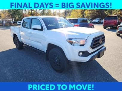 Used 2022 Toyota Tacoma SR5 w/ Technology Package