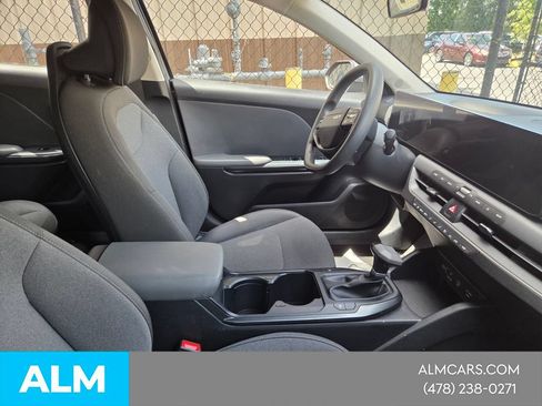 Used 2025 Kia K4 FWD image 14