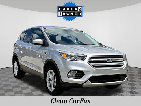 Used 2019 Ford Escape SE AWD/4WD image 3