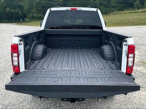 Used 2022 Ford F250 XLT AWD/4WD image 32