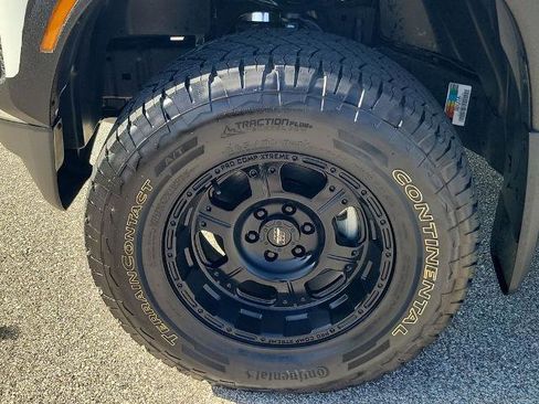 Certified 2025 Nissan Frontier S w/ S Utility Package AWD/4WD image 12