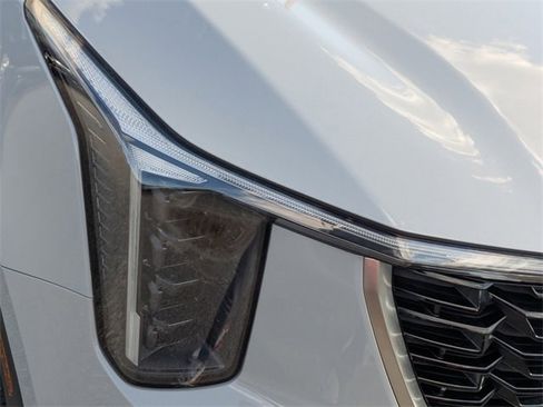 Used 2024 Kia Sorento S image 9