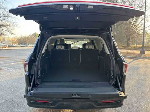 New 2026 Lincoln Navigator L Reserve AWD/4WD image 26