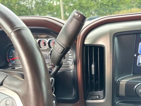 Used 2014 Chevrolet Silverado 1500 High Country w/ High Country Premium Package AWD/4WD image 26
