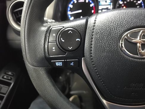 Used 2017 Toyota RAV4 LE w/ All Weather Liner Package AWD/4WD image 19