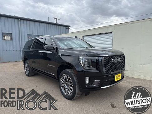 Used 2023 GMC Yukon XL Denali Ultimate AWD/4WD image 1