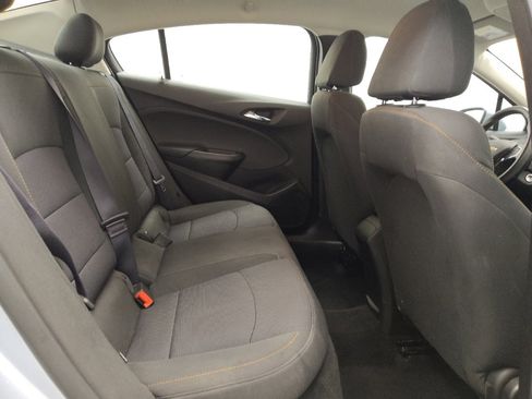 Used 2017 Chevrolet Cruze LS FWD image 19