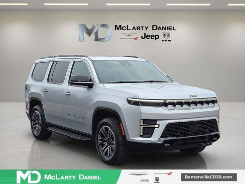 New 2026 Jeep Grand Wagoneer 4WD w/ Premium Group I image 1