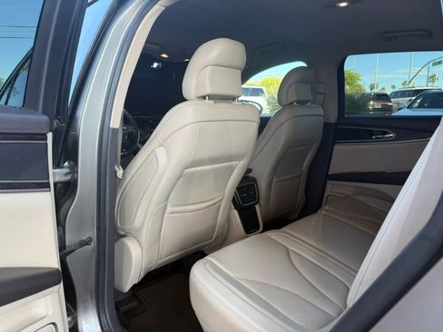 Used 2016 Lincoln MKX Select w/ Select Plus Package FWD image 43