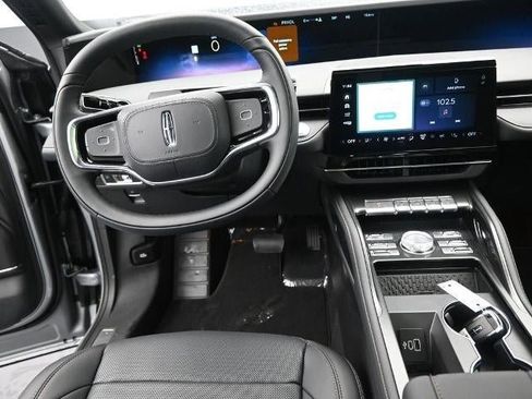 New 2025 Lincoln Nautilus Premier w/ Equipment Group 102A image 11