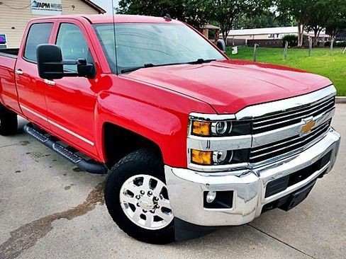 Used 2015 Chevrolet Silverado 2500 LTZ AWD/4WD image 4