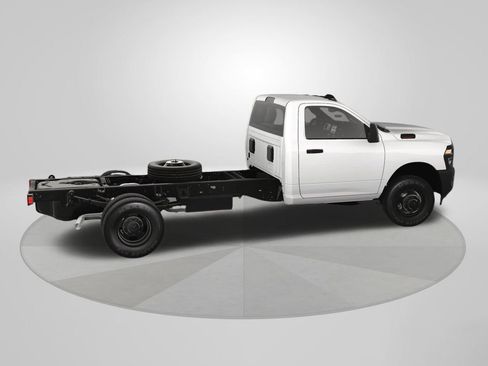 New 2025 RAM 3500 Tradesman AWD/4WD image 6