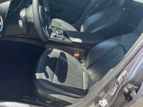 Used 2018 Alfa Romeo Giulia RWD image 6
