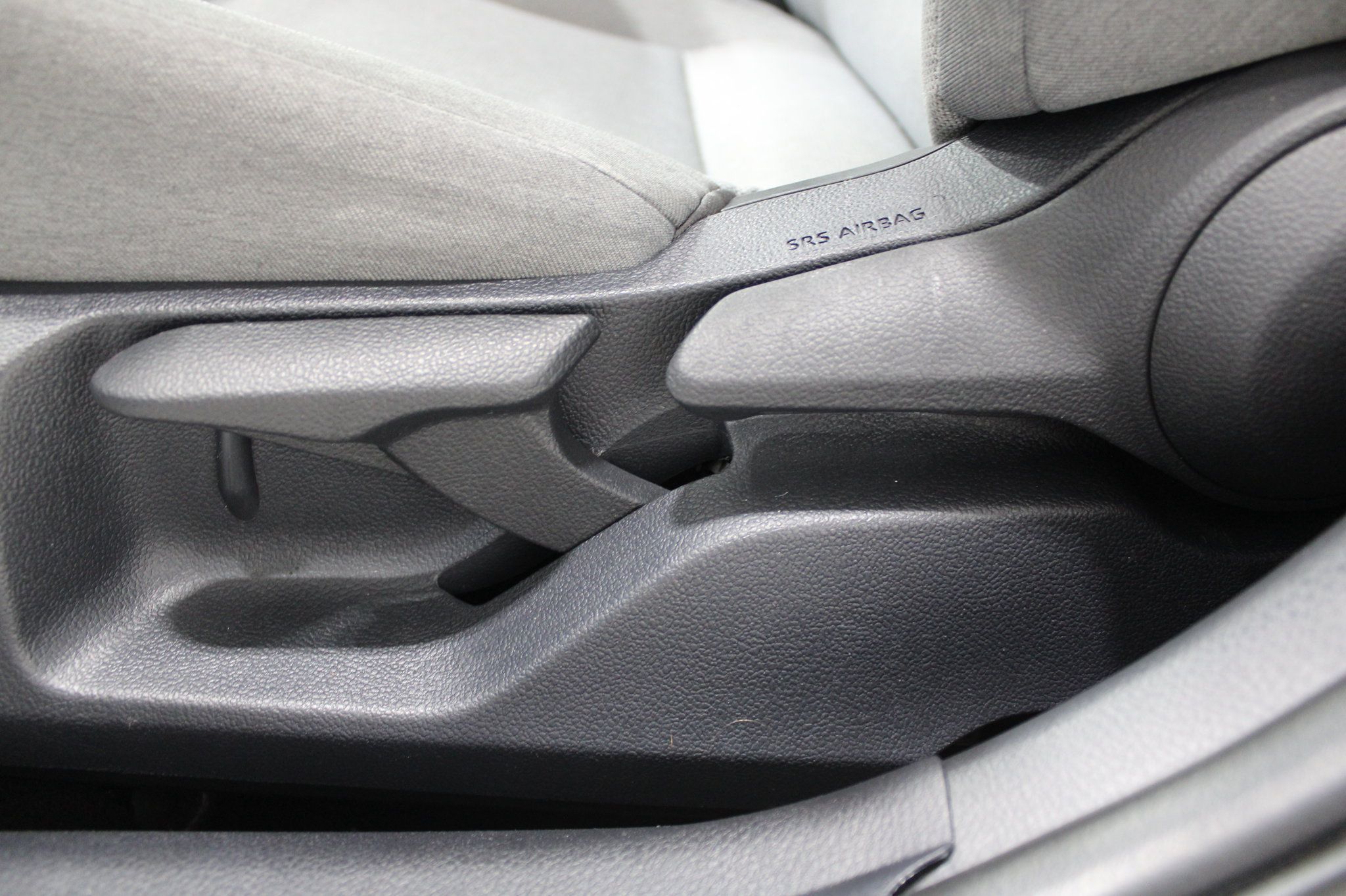 Used 2025 Toyota Camry LE FWD image 41