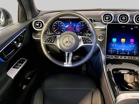 Used 2026 Mercedes-Benz GLC 300 4MATIC image 6
