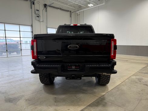 New 2026 Ford F250 Lariat w/ Black Appearance Package AWD/4WD image 7