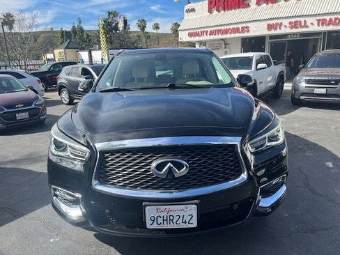 Used 2017 INFINITI QX60 FWD w/ Premium Plus Package image 3