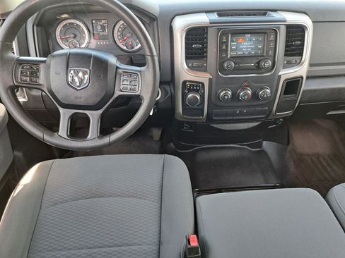 Used 2019 RAM 1500 Classic SLT image 19
