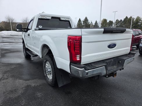 Used 2017 Ford F350 XLT w/ XLT Value Package image 3