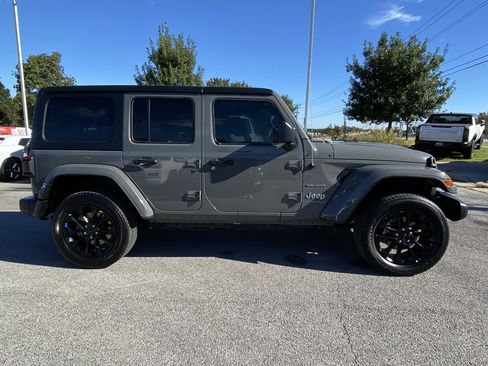 Used 2023 Jeep Wrangler Unlimited Sahara image 8