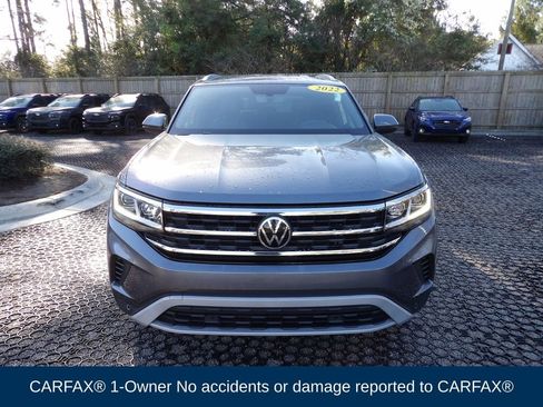 Used 2022 Volkswagen Atlas Cross Sport SE image 2